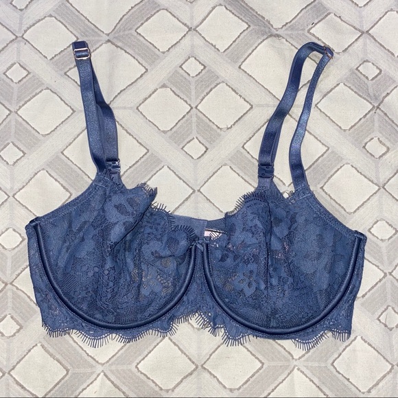 VS Lace bra - Picture 3 of 7